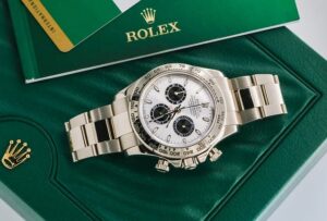 wristwatch